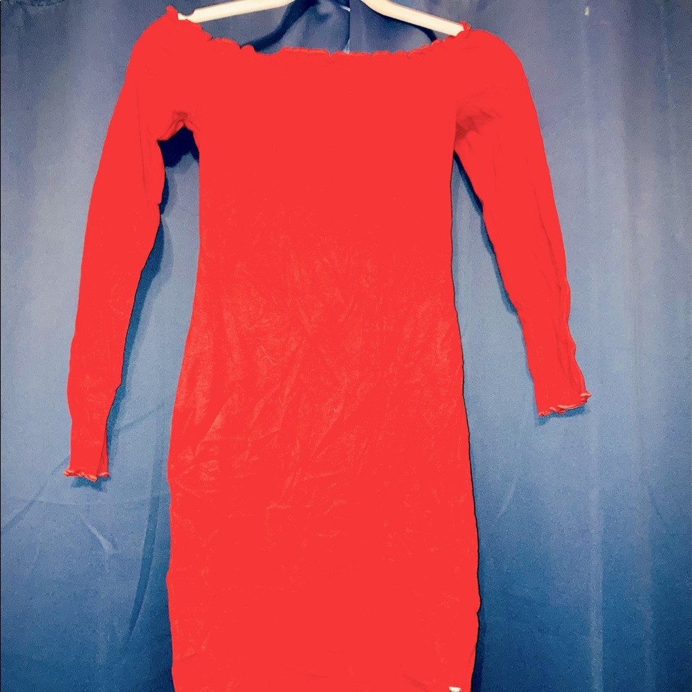 Off shoulder long sleeve dress